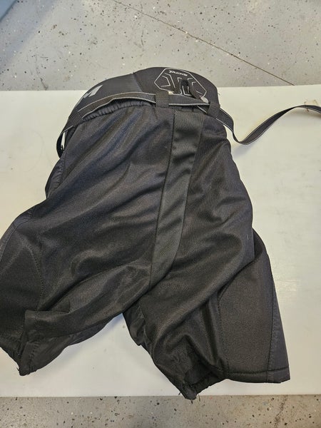Junior Used Medium CCM Tacks 9550 Hockey Pants