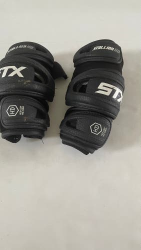 Used Small STX Stallion HD Arm Pads