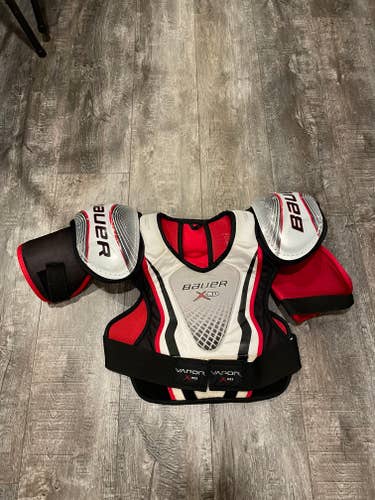 Senior Used Large Bauer Shoulder Pads