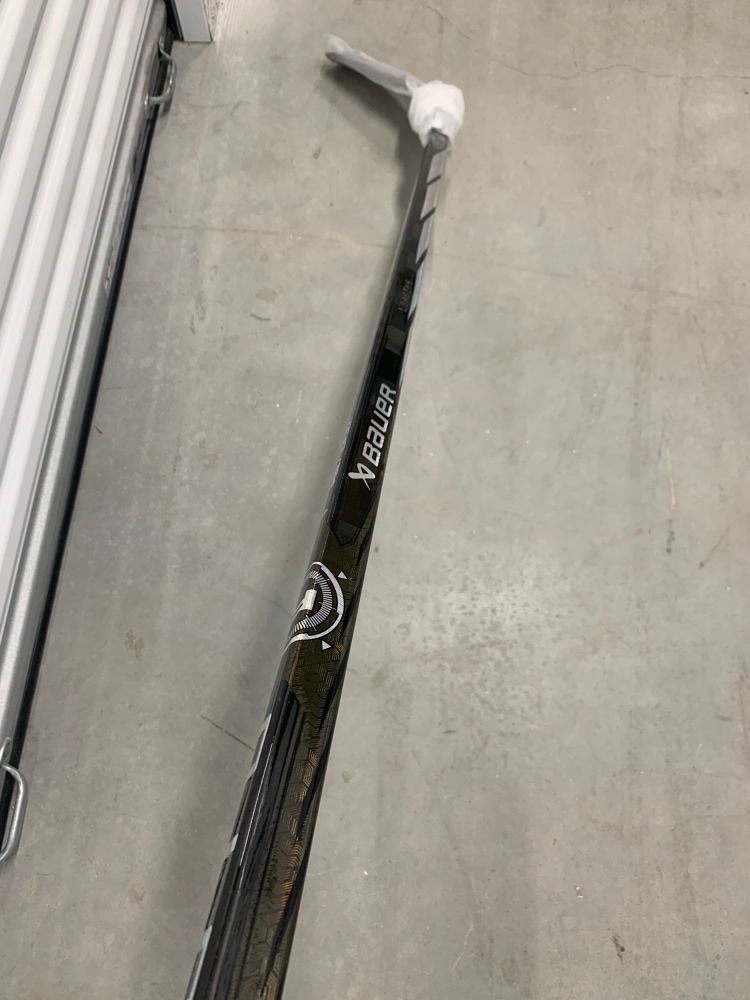 P92 70 Flex  Right Handed Proto-R Hockey Stick