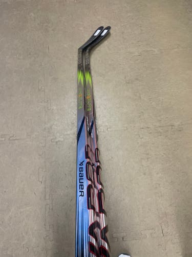 Senior Right Handed P92 Vapor Hyperlite 2 Hockey Stick - 2 Pack Deal