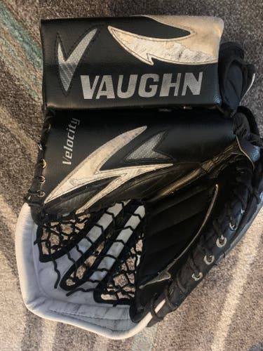 Used Junior Full Right Vaughn Velocity Glove