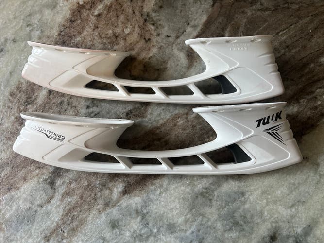 Tuuk LightSpeed Edge Holders 272