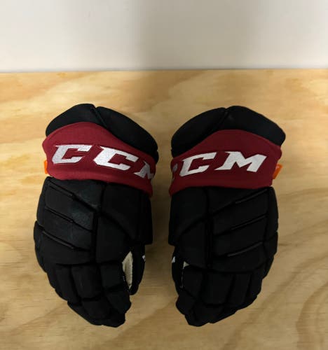 Used ccm hgpjs gloves 13 black