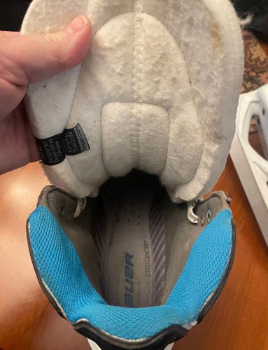 Used Bauer Regular Width Size 7 Reactor 4000 Hockey Goalie Skates