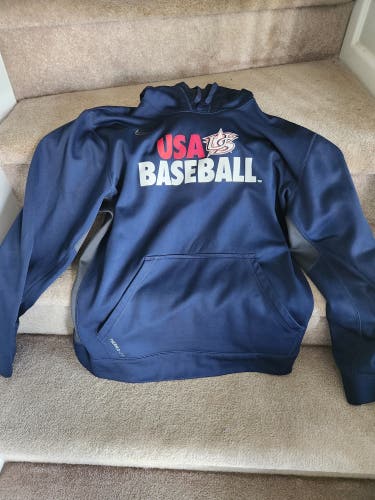 Men's XL Nike USA Dri Fit Sweatshirt