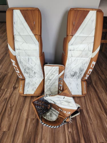 CCM Full Right Extreme Flex 5 Goalie Full Set 34+ 1.5"