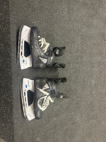 Used True Regular Width  Size 6.5 Pro Custom Hockey Skates