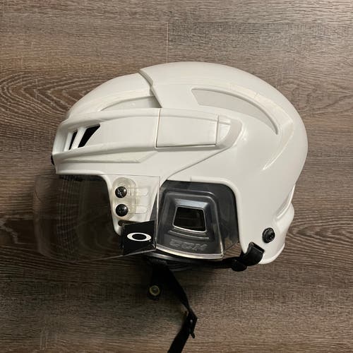 CCM FitLite Helmet w/ Oakley Short-Cut Visor Sz S