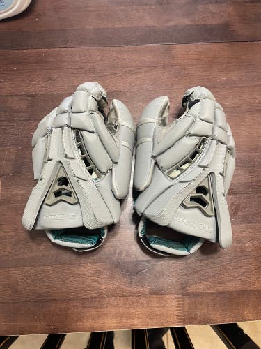 Maverik Rome Goalie gloves