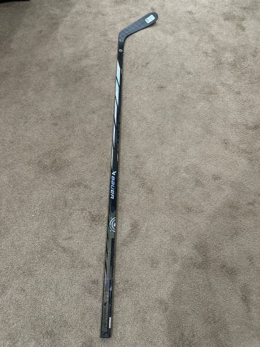 P28 70 Flex Senior Right Handed P28 Proto-R Hockey Stick
