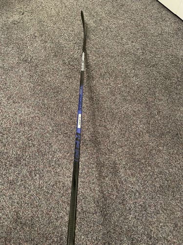 **NEW** Right Handed P29 RibCor Trigger 8 Pro Hockey Stick