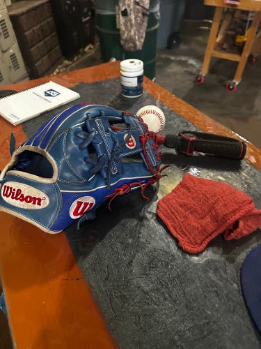 Used 2020 Infield 11.75" A2000 Baseball Glove