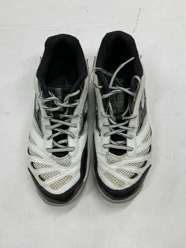Used Mizuno Senior 8 Volleyball Shoes