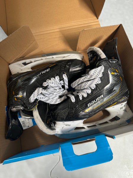Intermediate Used Bauer Supreme M5 Pro Hockey Skates Size 4