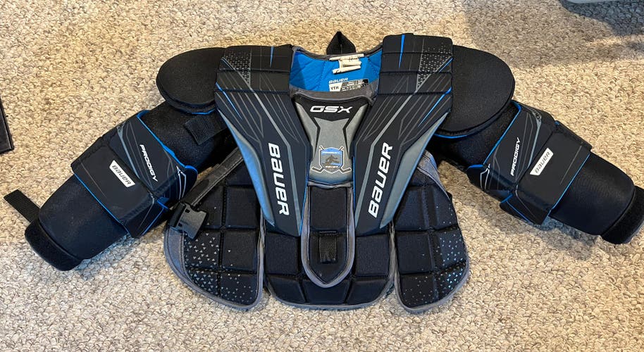 Used Small / Medium Bauer  Prodigy Goalie Chest Protector