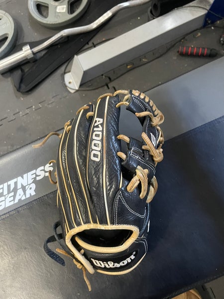 Used 2020 Infield 9.5" A1000 Baseball Glove