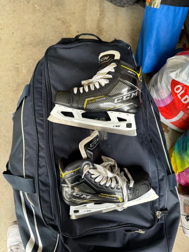 Used CCM  10 Hockey Goalie Skates