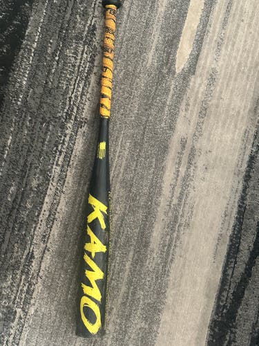Used USSSA Certified 2022 Dirty South Composite Kamo Bat (-8) 22 oz 30"