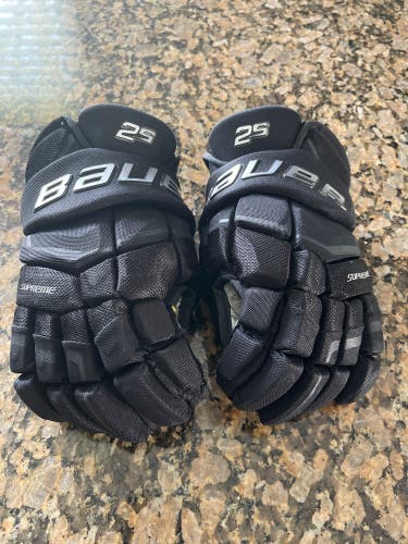 Bauer 12" Supreme 2S Pro Gloves