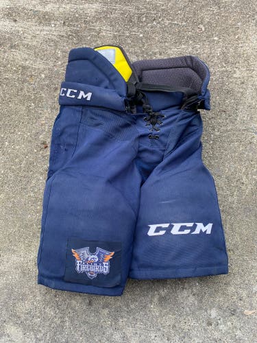 Pro Stock Medium CCM HPTK Hockey Pants 0001