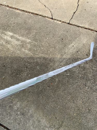 Pro Stock Bauer Vapor Hyperlite 2 Hockey Stick P90T Left