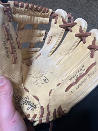 Infield 11.5" Select Pro Lite Baseball Glove