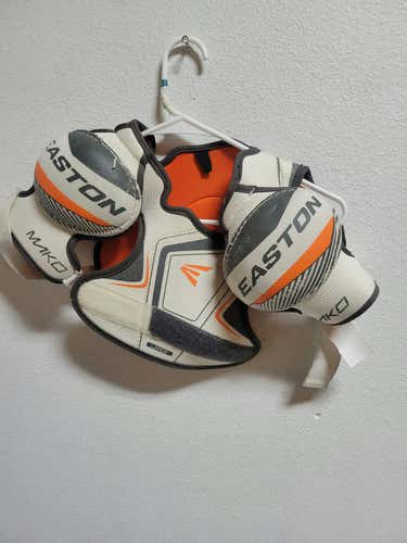 Used Easton Mako Lg Hockey Shoulder Pads