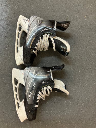 Senior Bauer Pro Stock 7.5 Vapor Hyperlite Hockey Skates