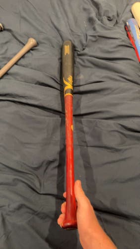 Victus Tatis23 33/30