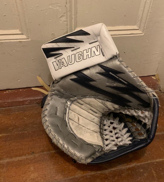 Vaughn V5 Goalie Catch Glove