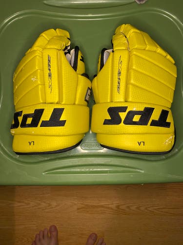 TPS 13” Hockey gloves