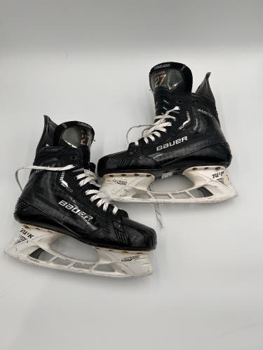 Used Senior Bauer 7 Wide Width Pro Stock Olausson 7 Supreme Mach Hockey Skates