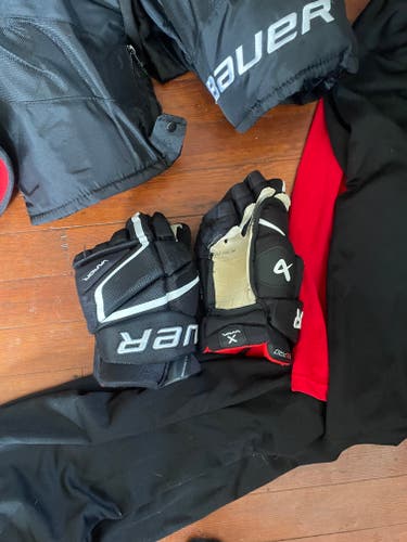 Used Bauer Vapor 3X Pro Gloves 12"
