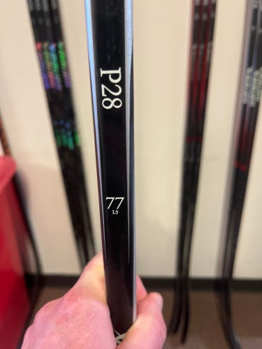 Senior Right Handed P28 Pro Stock Bauer Vapor League Hockey Stick