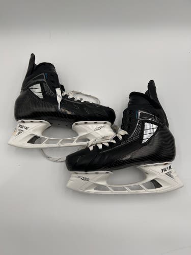 Lightly Used Senior True Regular Width Pro Stock 7.5 Pro Custom Hockey Skates