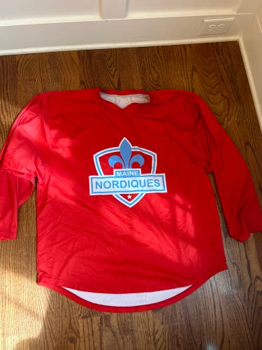 Red Maine Nordiques Practice Jersey Size L/XL