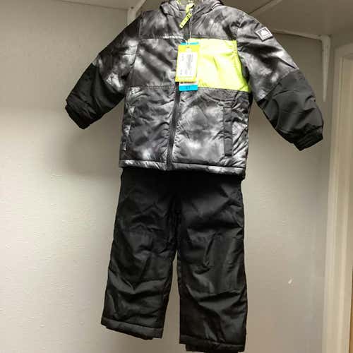 Used Snozu 4t Jacket + Snowpants