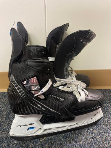 Senior True Regular Width Size 8 Pro Custom Hockey Skates