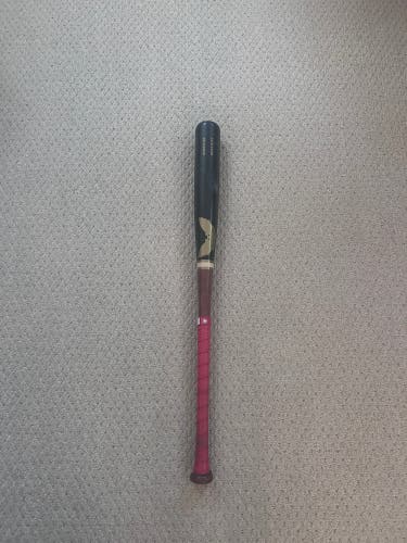 2020 Wood (-3) 30 oz 33" R2K1 Bat (Price Negotiable)