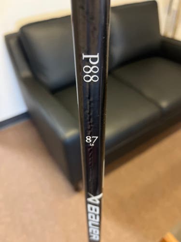 New Senior Bauer Right Handed P88 Pro Stock Nexus League Hockey Stick