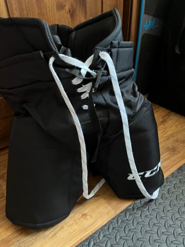 CCM Pro Stock HP31 Hockey Pants Large