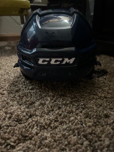 Used Medium CCM  Tacks 910 Helmet