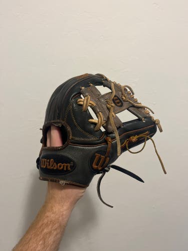 Wilson a2k dp15 11.5 baseball glove