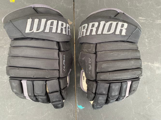 Warrior Alpha LX Pro Stock Hockey Gloves 14" Black 3830