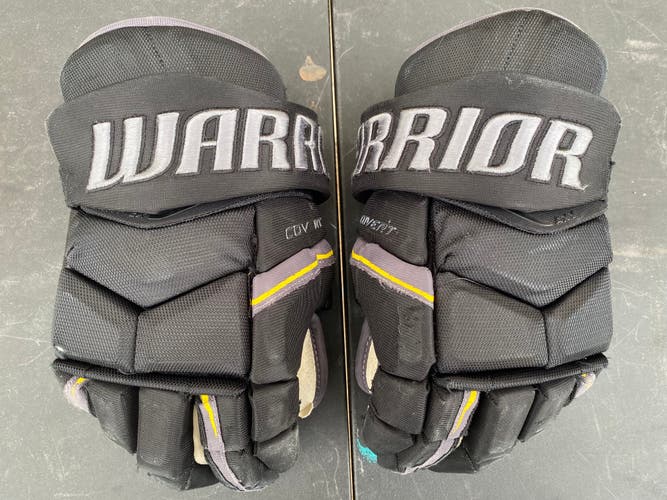 Warrior Covert QRE Pro Stock Hockey Gloves 15" Black 3832