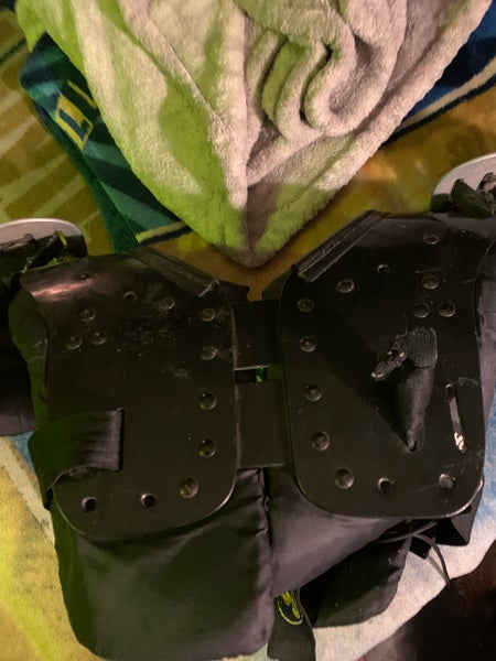Used Schutt Wrecker Shoulder Pads