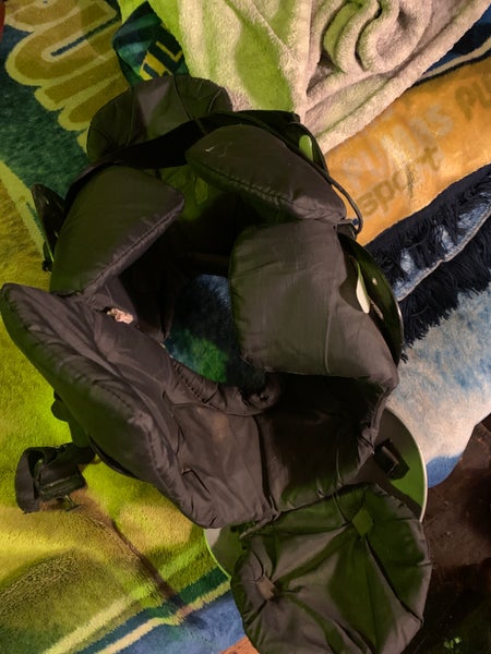 Used Schutt Wrecker Shoulder Pads