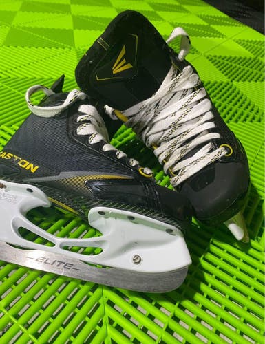 Easton Stealth 85s Junior Hockey Skates 3.0D