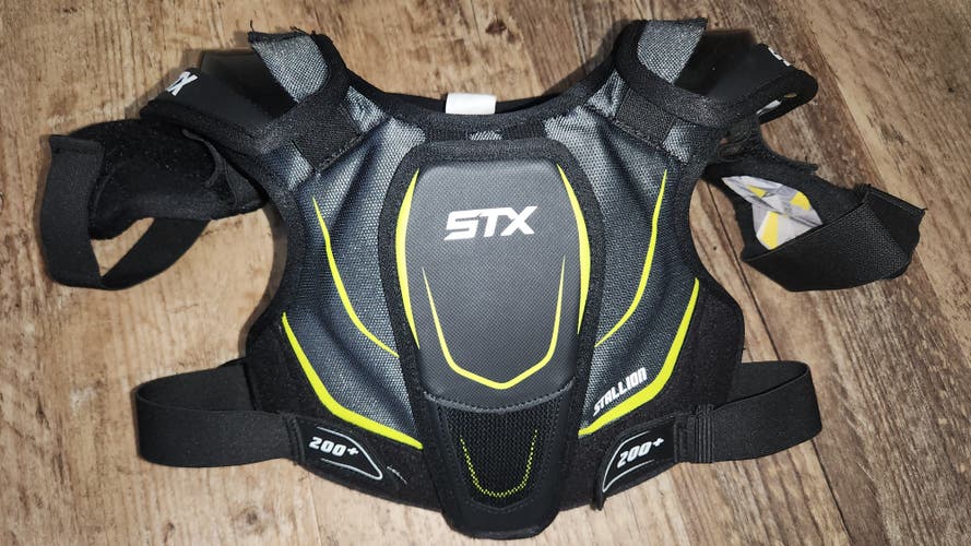 Youth STX Stallion 200 Shoulder Pads NOCSAE certified